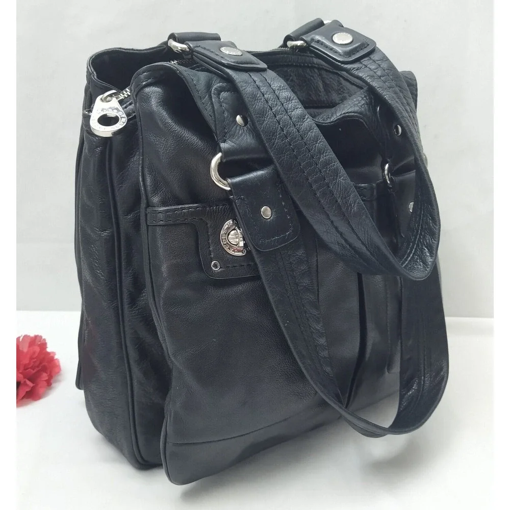 Marc By Marc Jacobs Black Leather Turnlock Pockets Zipper Closure Shoulder Bag